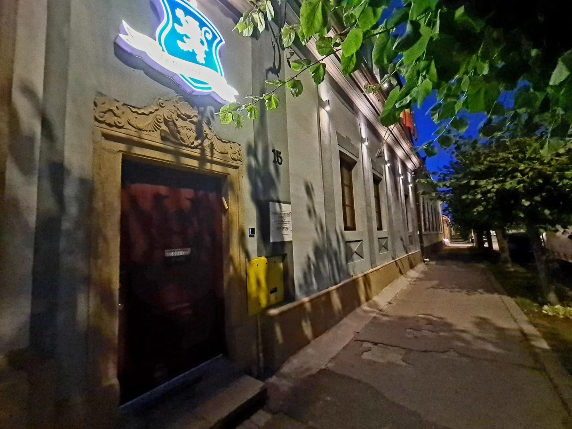 Hotel Armenopolis Gherla Esterno foto